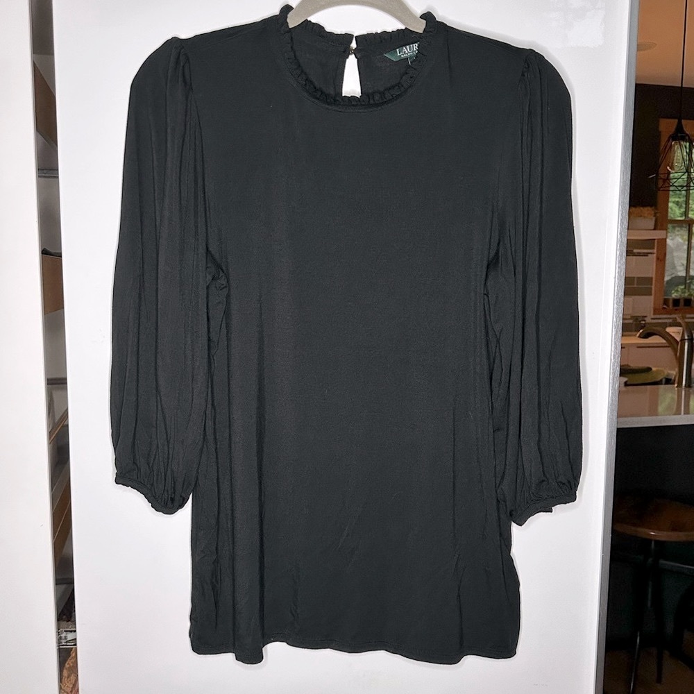 Lauren Ralph Lauren -Woman’s black blouse